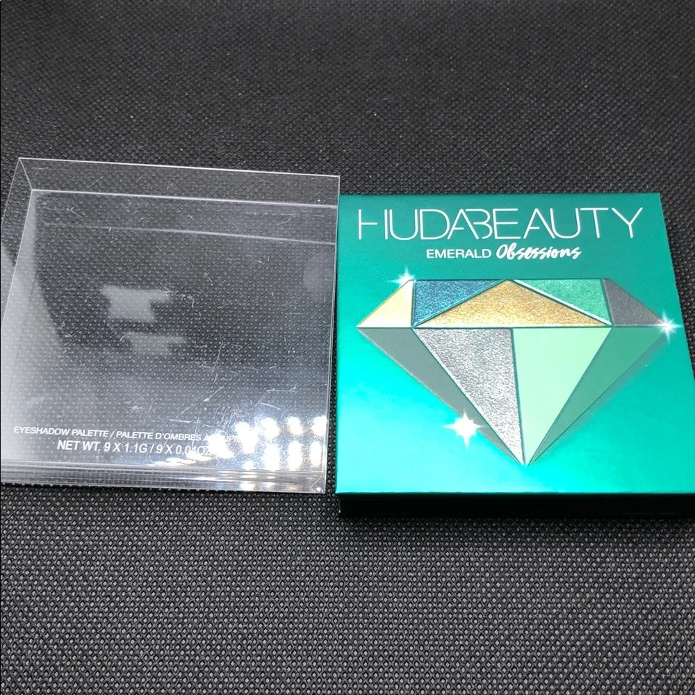 HUDA BEAUTY Emerald Obsession Eyeshadow Palette NEW
